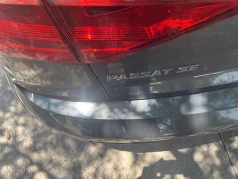 Used 2016 Volkswagen Passat 1.8T SE FWD image 3