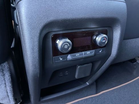 New 2026 GMC Acadia AT4 w/ Luxury Package image 21