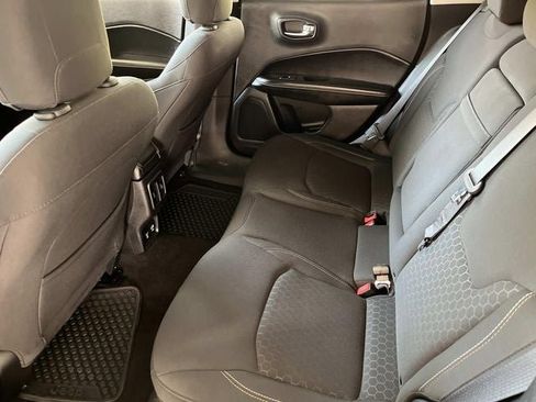 Used 2018 Jeep Compass Sport w/ Tech Group AWD/4WD image 17