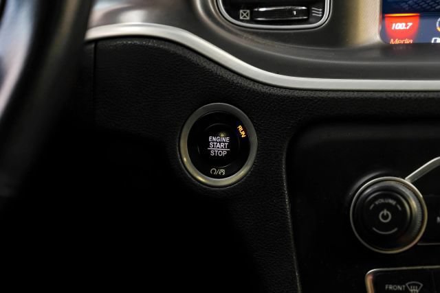 Used 2022 Dodge Charger Scat Pack w/ Harman/Kardon Audio Group RWD image 23