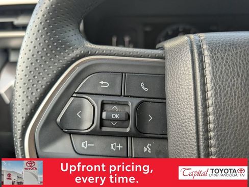 Used 2026 Toyota 4Runner SR5 AWD/4WD image 14