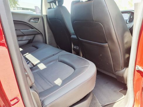 Used 2017 GMC Canyon SLE w/ All Terrain Package image 12