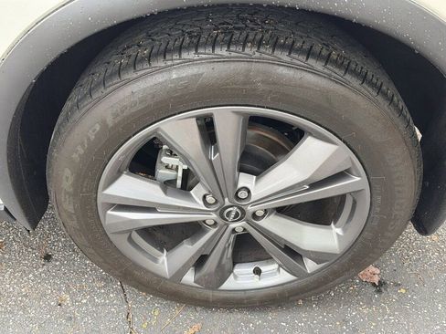 Certified 2024 Nissan Murano Platinum w/ Cargo Package image 12