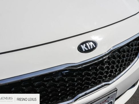 Used 2018 Kia Forte LX FWD image 11