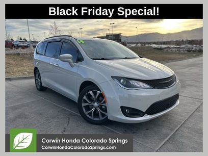Used 2019 Chrysler Pacifica Touring-L Plus w/ Advanced Safetytec Group