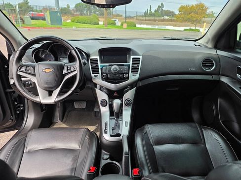 Used 2015 Chevrolet Cruze LT FWD image 31