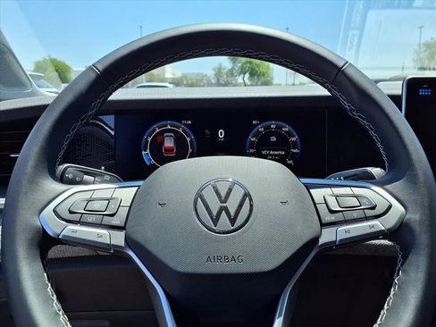 New 2025 Volkswagen Tiguan S image 16