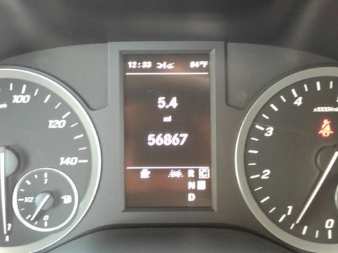 Used 2023 Mercedes-Benz Metris Passenger image 40