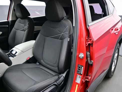 Used 2022 Hyundai Tucson SE FWD image 10