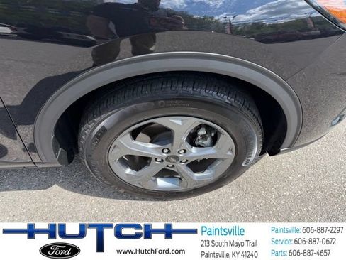 Used 2025 Ford Escape ST-Line Select AWD/4WD image 19