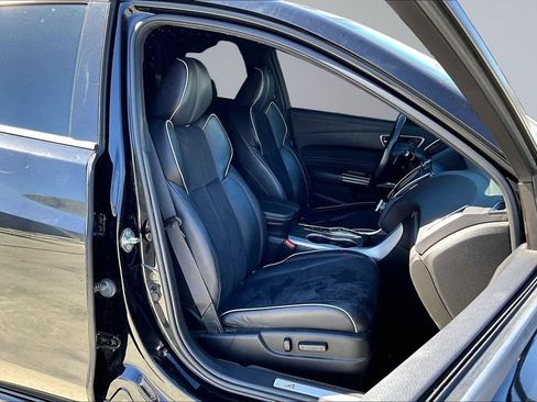 Used 2018 Acura TLX V6 w/ Technology & A-SPEC Pkg FWD image 14