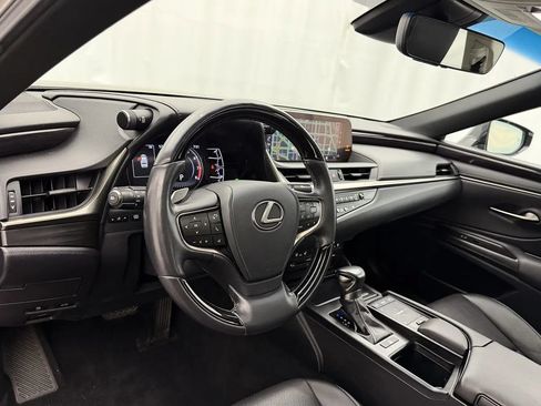 Used 2019 Lexus ES 350 w/ Premium Package FWD image 8