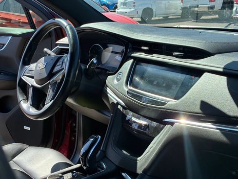 Used 2020 Cadillac XT5 Luxury FWD image 26