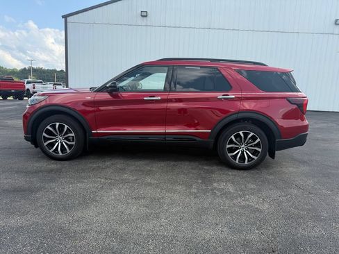 Used 2026 Ford Explorer ST-Line AWD/4WD image 8