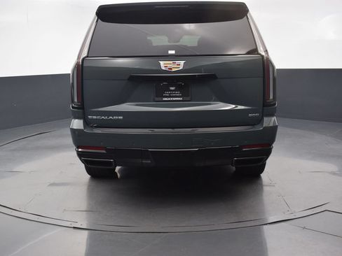 Certified 2026 Cadillac Escalade ESV Sport w/ Touring Package AWD/4WD image 5
