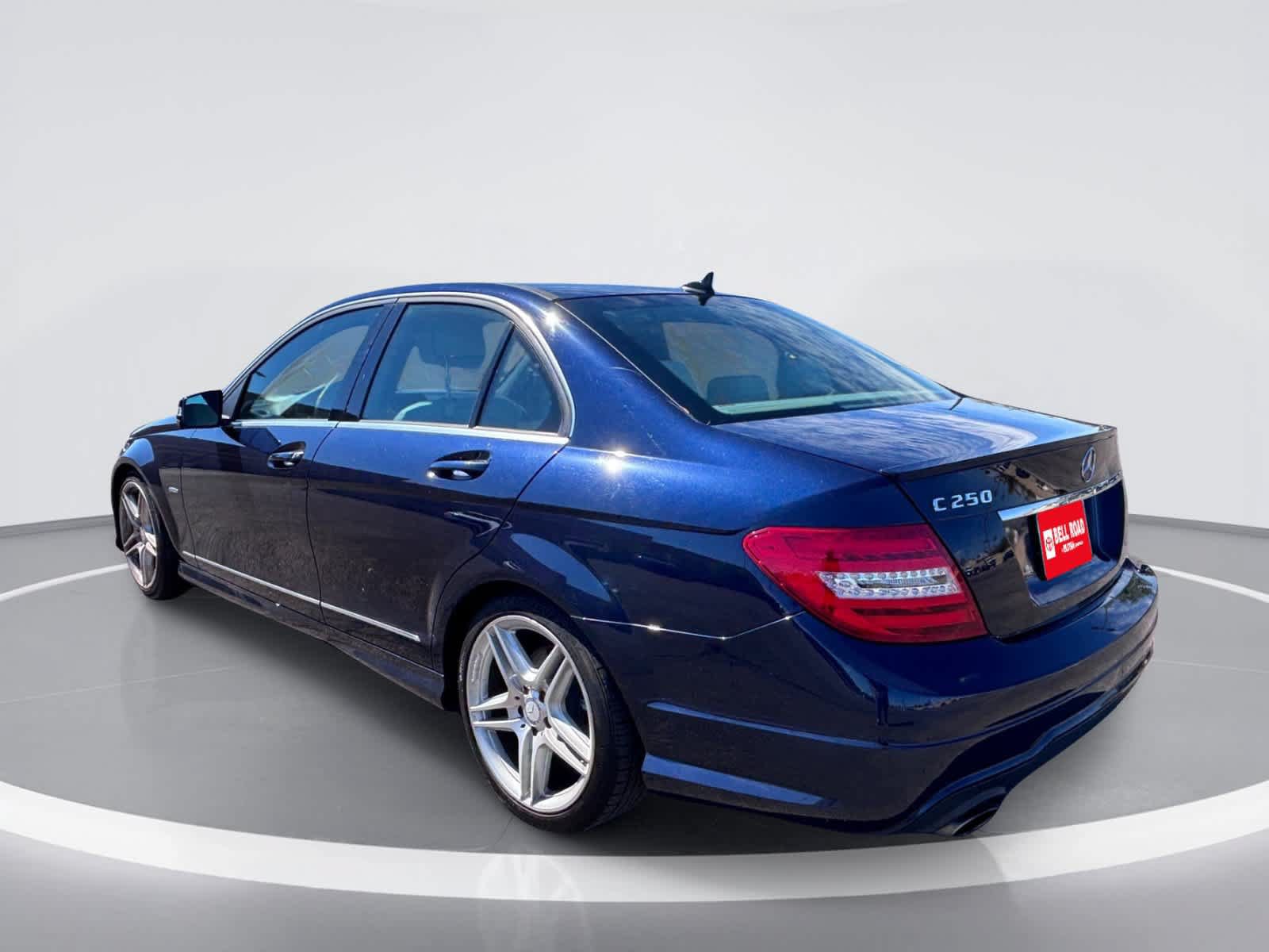 Used 2012 Mercedes-Benz C 250 Sedan image 4