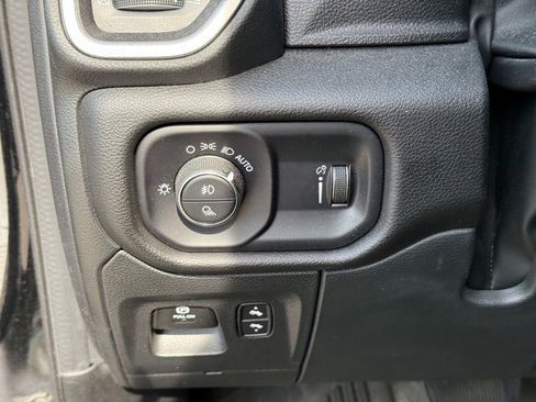 Used 2023 RAM 1500 Big Horn AWD/4WD image 19