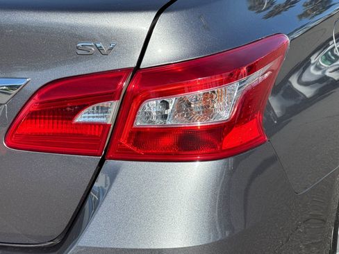 Used 2019 Nissan Sentra SV image 12