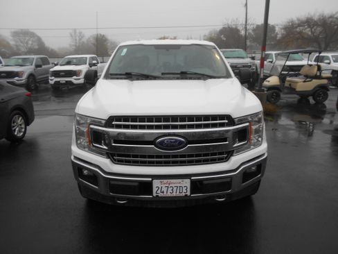 Used 2018 Ford F150 XLT w/ Equipment Group 302A Luxury image 2