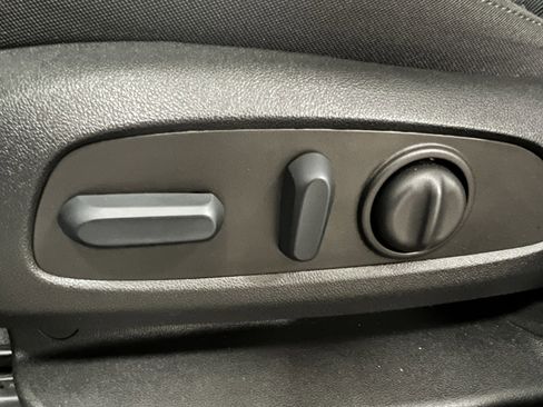 Used 2022 Chevrolet Blazer LT image 11