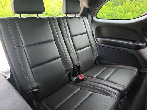 Used 2021 Dodge Durango R/T w/ Technology Group AWD/4WD image 12