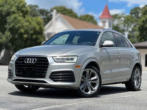 Used 2016 Audi Q3 2.0T Prestige w/ Prestige Package AWD/4WD image 1