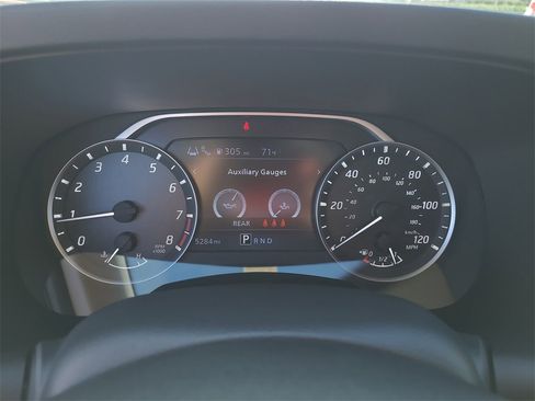 Certified 2025 Nissan Frontier SV w/ SV Convenience Package image 29