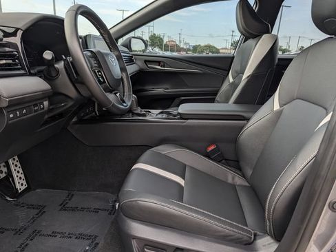 Used 2026 Toyota Camry SE w/ Convenience Package FWD image 26