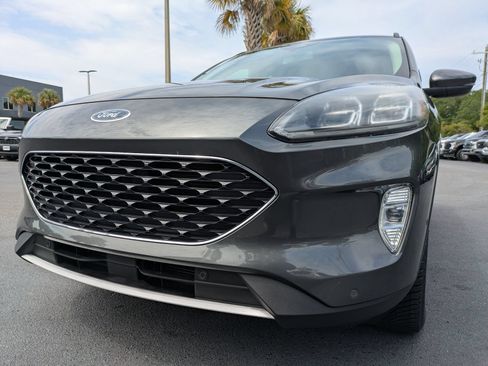 Used 2020 Ford Escape Titanium AWD/4WD image 10