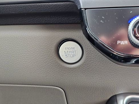 New 2026 Kia Carnival image 17