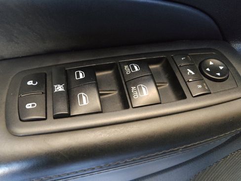 Used 2020 Jeep Grand Cherokee High Altitude AWD/4WD image 27