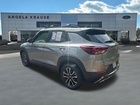 Used 2023 Chevrolet TrailBlazer ACTIV w/ Sun and Liftgate Package FWD image 6
