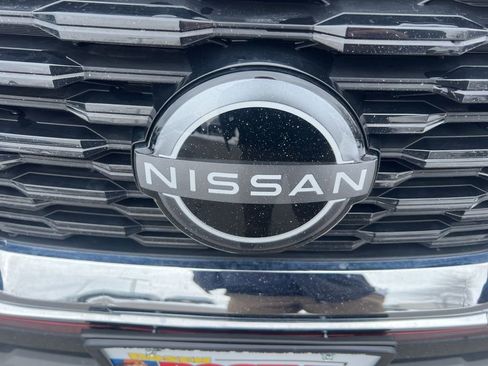 Certified 2023 Nissan Rogue SV image 30