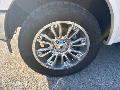 Used 2019 Ford F150 Lariat w/ Equipment Group 502A Luxury image 26