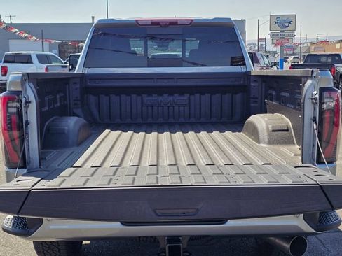 New 2026 GMC Sierra 2500 AT4 w/ AT4 Premium Plus Package AWD/4WD image 13