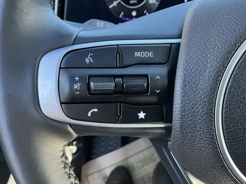 Used 2025 Kia Sportage X-Pro AWD/4WD image 19