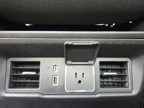 Used 2026 GMC Sierra 1500 SLE w/ Preferred Package image 41