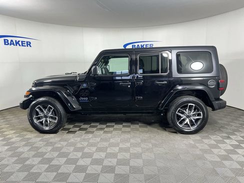 Used 2024 Jeep Wrangler Unlimited w/ Convenience Group image 6