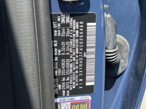 Used 2025 Kia Sorento EX w/ Panoramic Sunroof Package AWD/4WD image 35