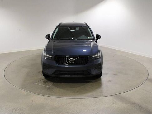 Used 2026 Volvo XC40 B5 Core w/ Climate Package AWD/4WD image 8