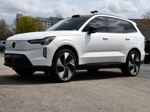 New 2025 Volvo EX90 Plus AWD/4WD image 3
