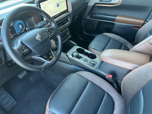 Used 2025 Ford Bronco Sport Outer Banks w/ Outer Banks Tech Package+ image 10