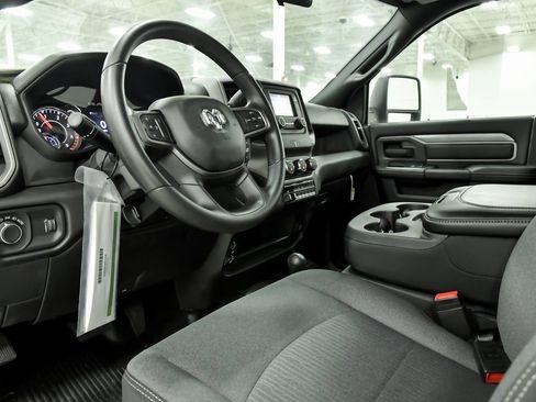 Used 2023 RAM 3500 Tradesman image 18