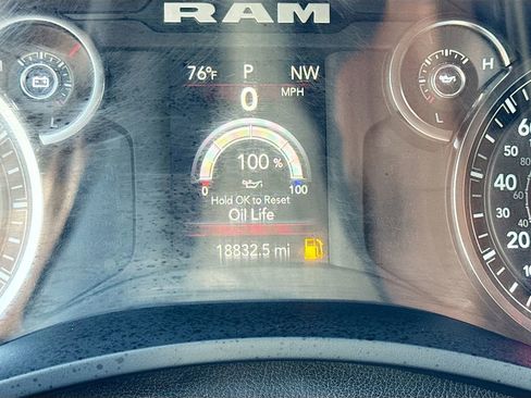 Used 2024 RAM 2500 Big Horn w/ Bed Utility Group image 12