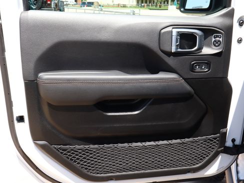 Used 2023 Jeep Wrangler Unlimited Rubicon 392 w/ Trailer Tow Package image 16