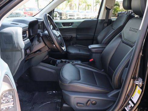 Used 2025 Ford Maverick Lobo AWD/4WD image 21