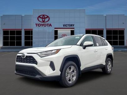 New 2025 Toyota RAV4 XLE