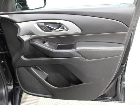 Used 2019 Chevrolet Traverse LT FWD image 28
