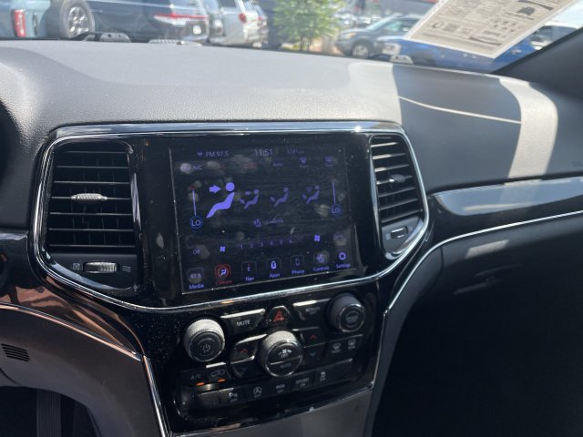 Used 2021 Jeep Grand Cherokee Trailhawk AWD/4WD image 20