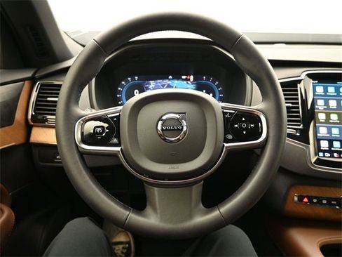 Used 2024 Volvo XC90 B6 Plus w/ Protection Package Premier image 23